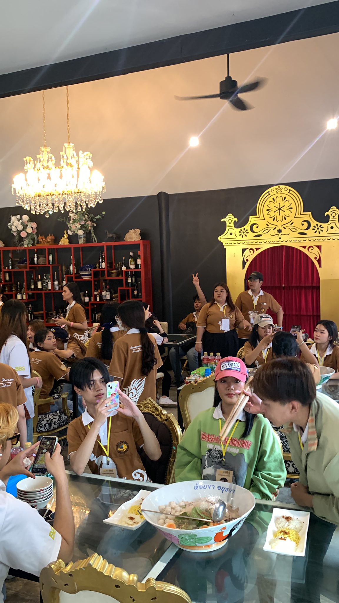 กุ้งแม่น้ำกับกุ้งก้ามกราม